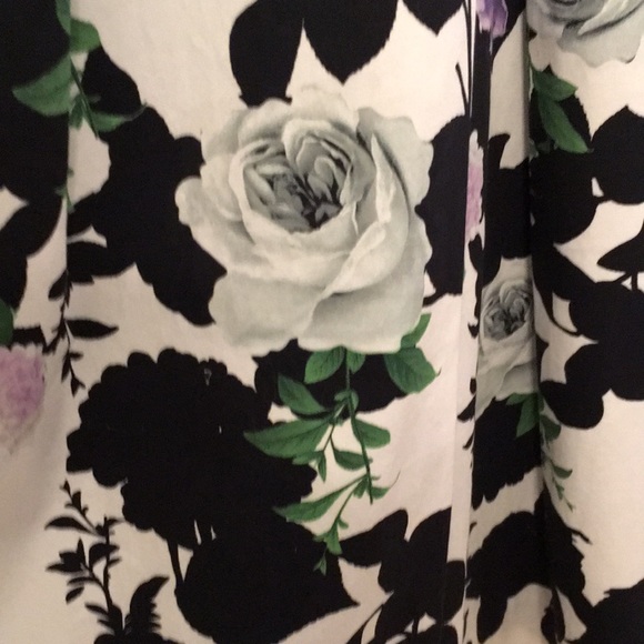 Talbots Floral Dress NWOT Size 4 - Picture 5 of 15